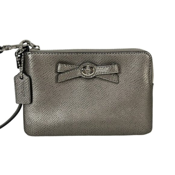 Coach Turnlock Bow Gunmetal Leather Corner Zip Wristlet Pouch F64648 - Picture 1 of 7